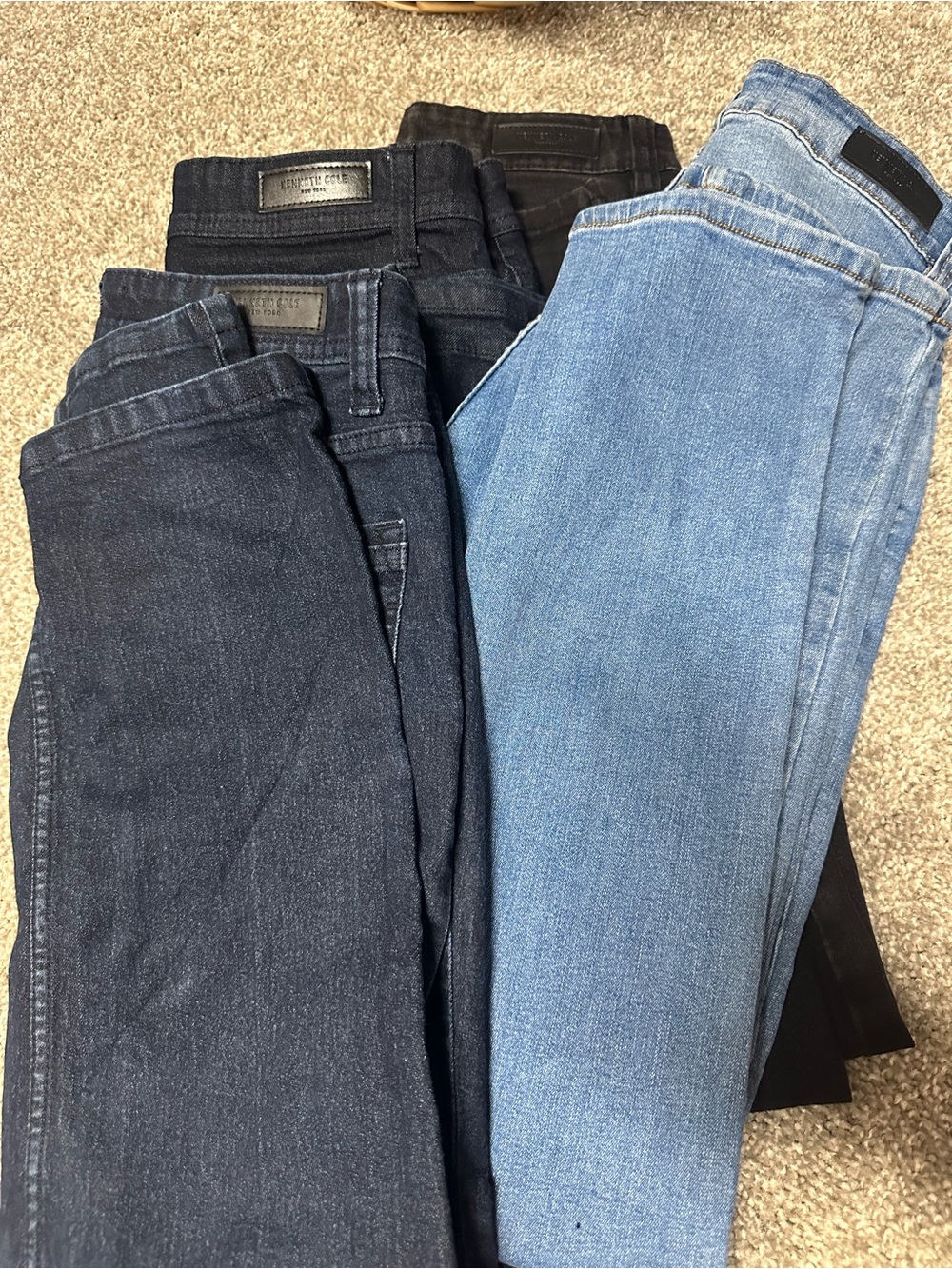 Men’s Kenneth Cole jeans bundle